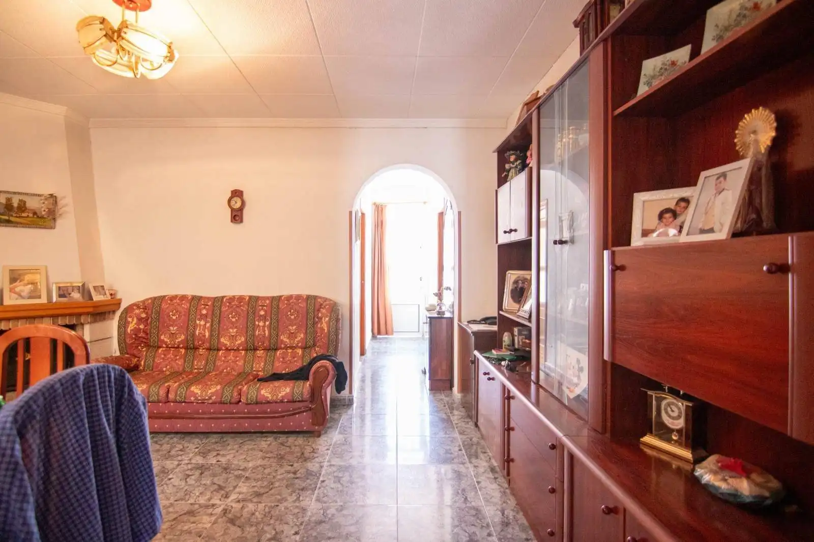 Einfamilien-Reihenhaus zum Verkauf in Torrevieja mit Klimaanlage, Heizung und Terrasse
