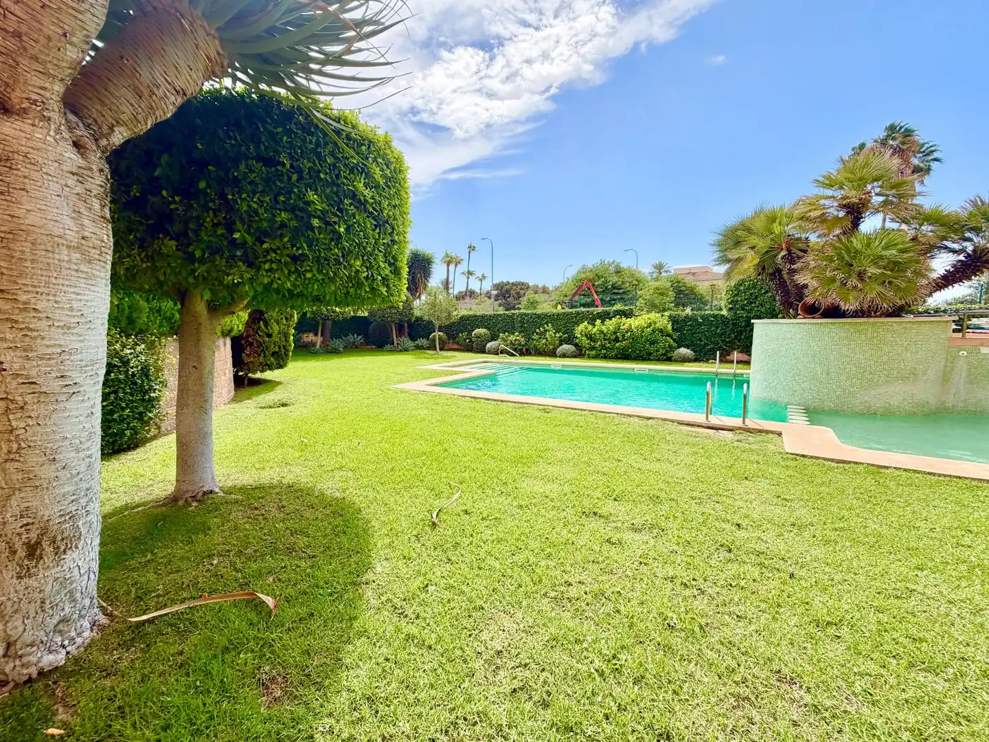 Rez-de-chaussée avec piscine à louer à Platja de Palma