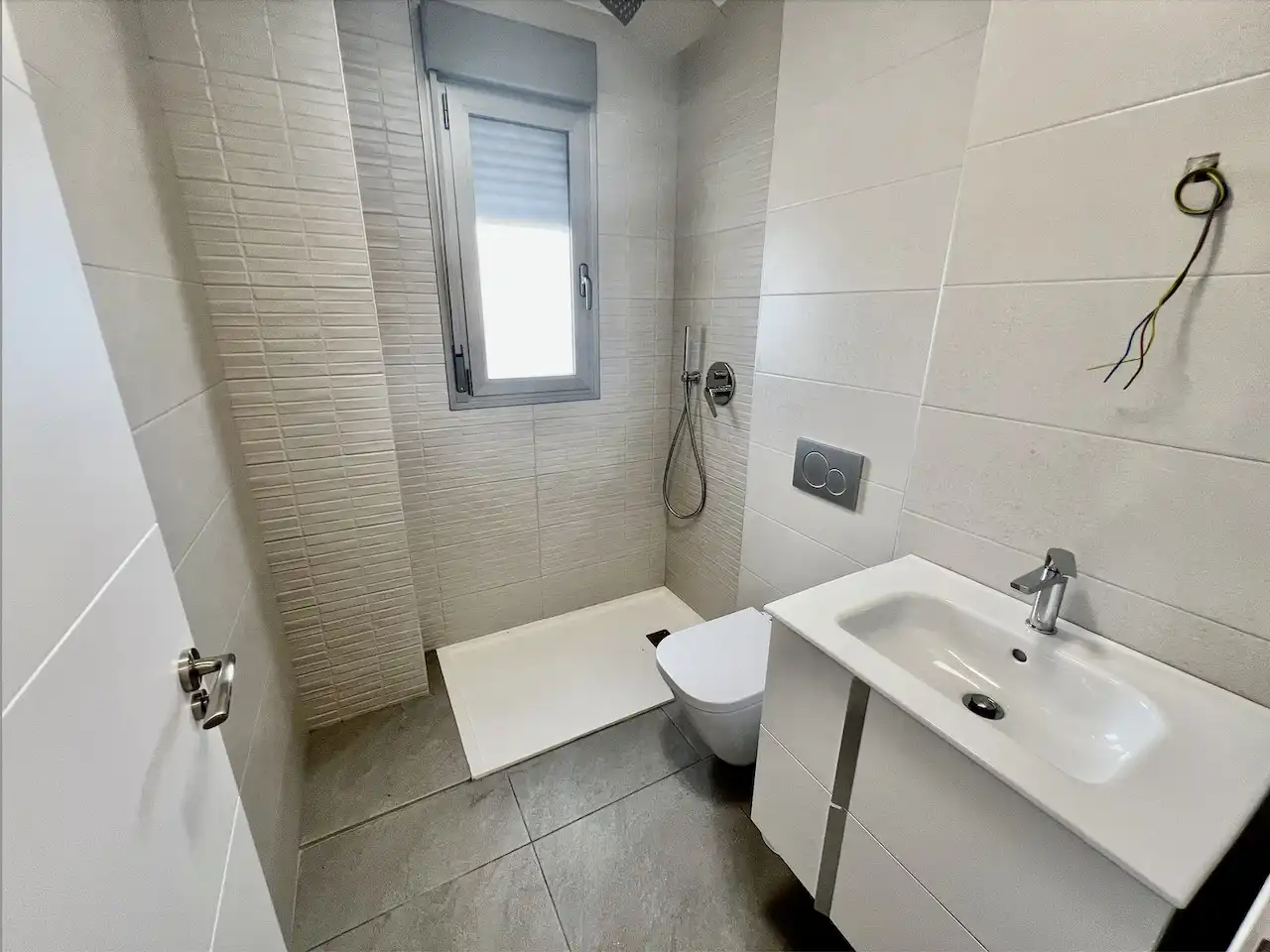 Baño de Ático en venta en Orihuela con Calefacción, Terraza y Trastero