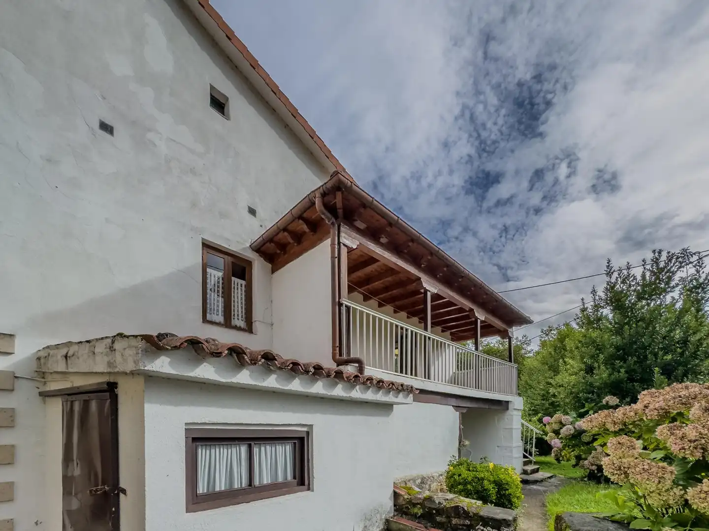 Vista exterior de Casa adosada en venta en Solórzano con Jardín privado y Balcón