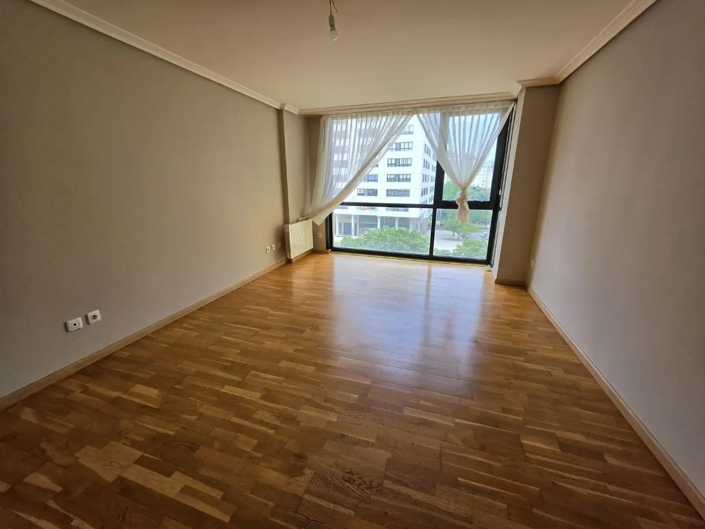 Habitación de Piso de alquiler en A Coruña Capital  con Calefacción