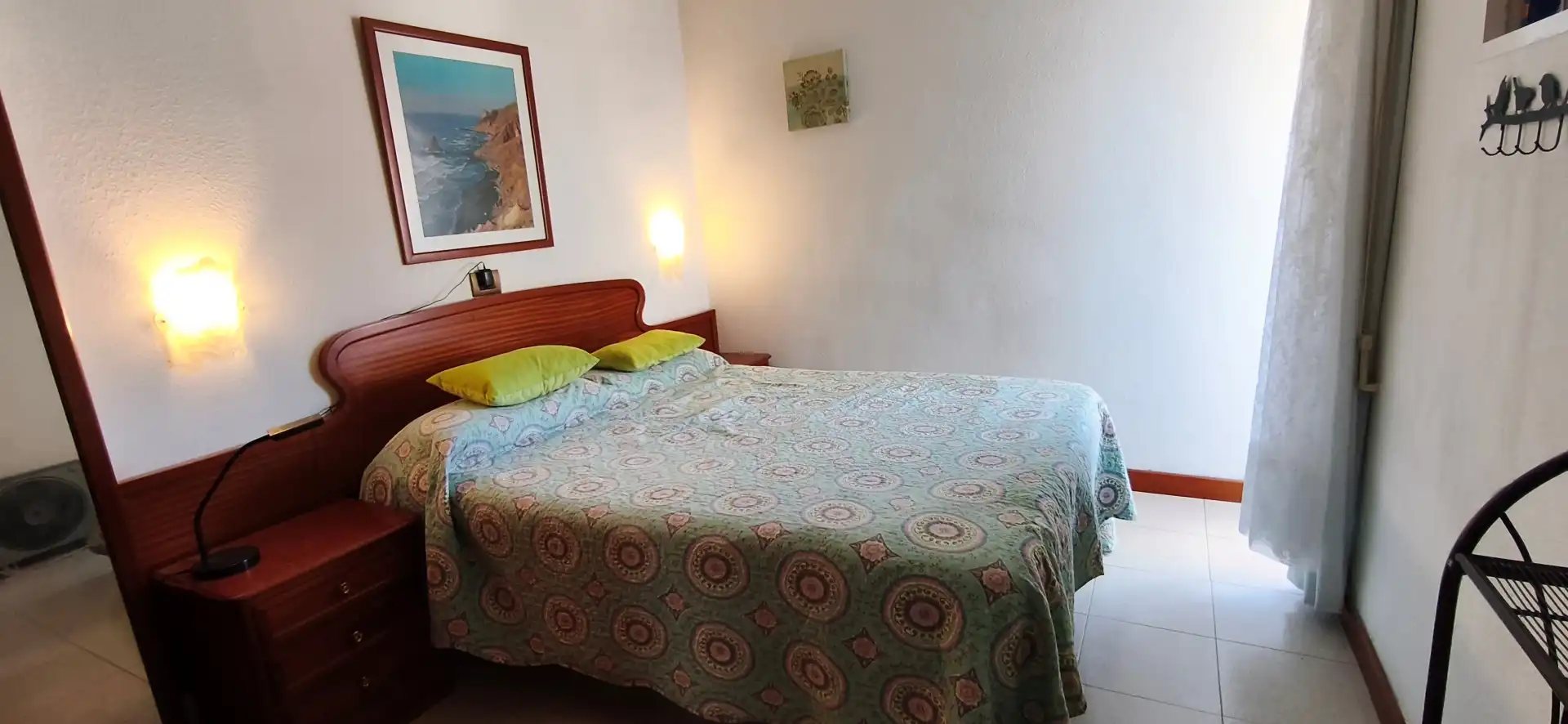 Habitación de Apartamento de alquiler en Candelaria con Amueblado, Horno y Lavadora
