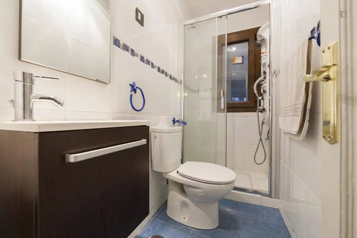 Room in Salesas - Foncalada - Campoamor
