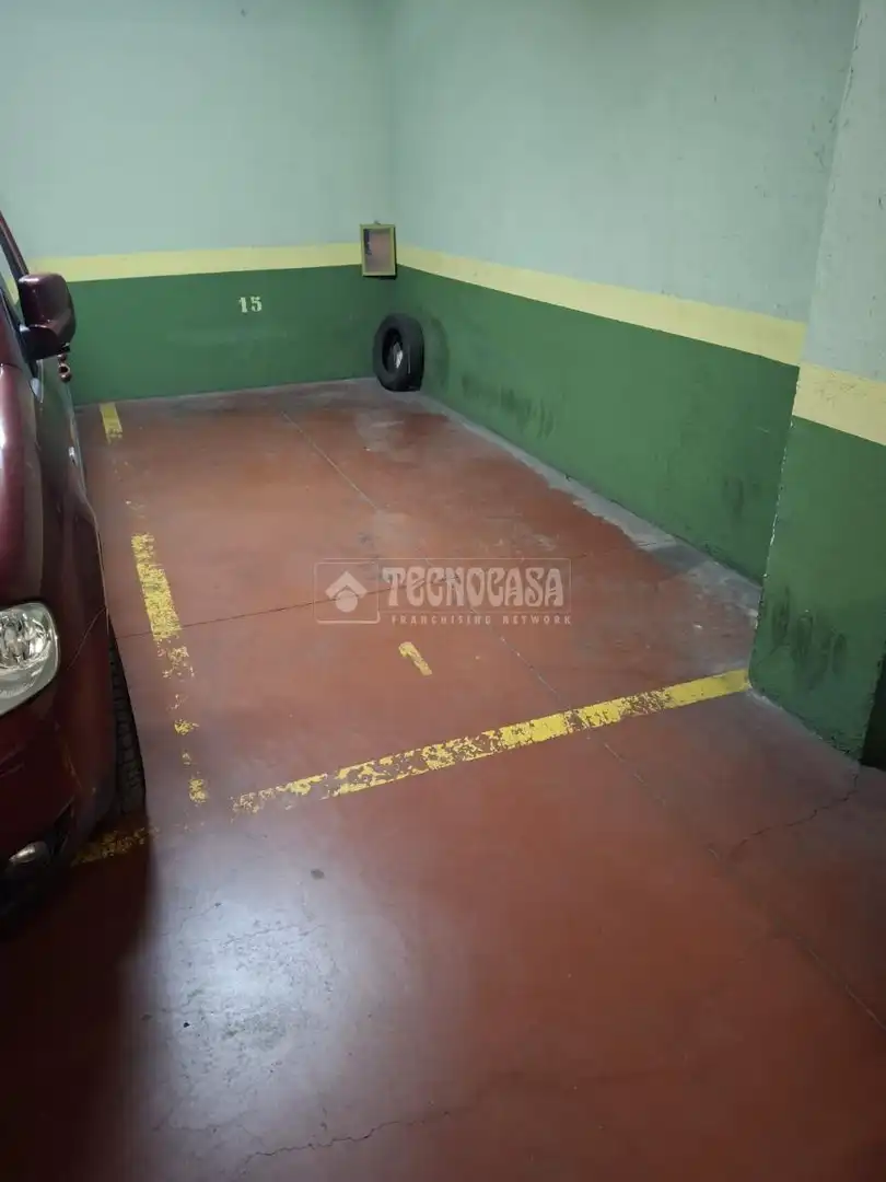 Aparcament de Garatge en venda en Madrid