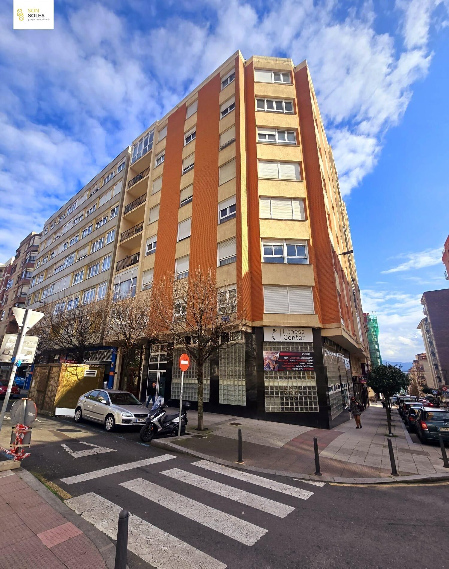Vista exterior de Pis en venda en Santander amb Calefacció i Terrassa
