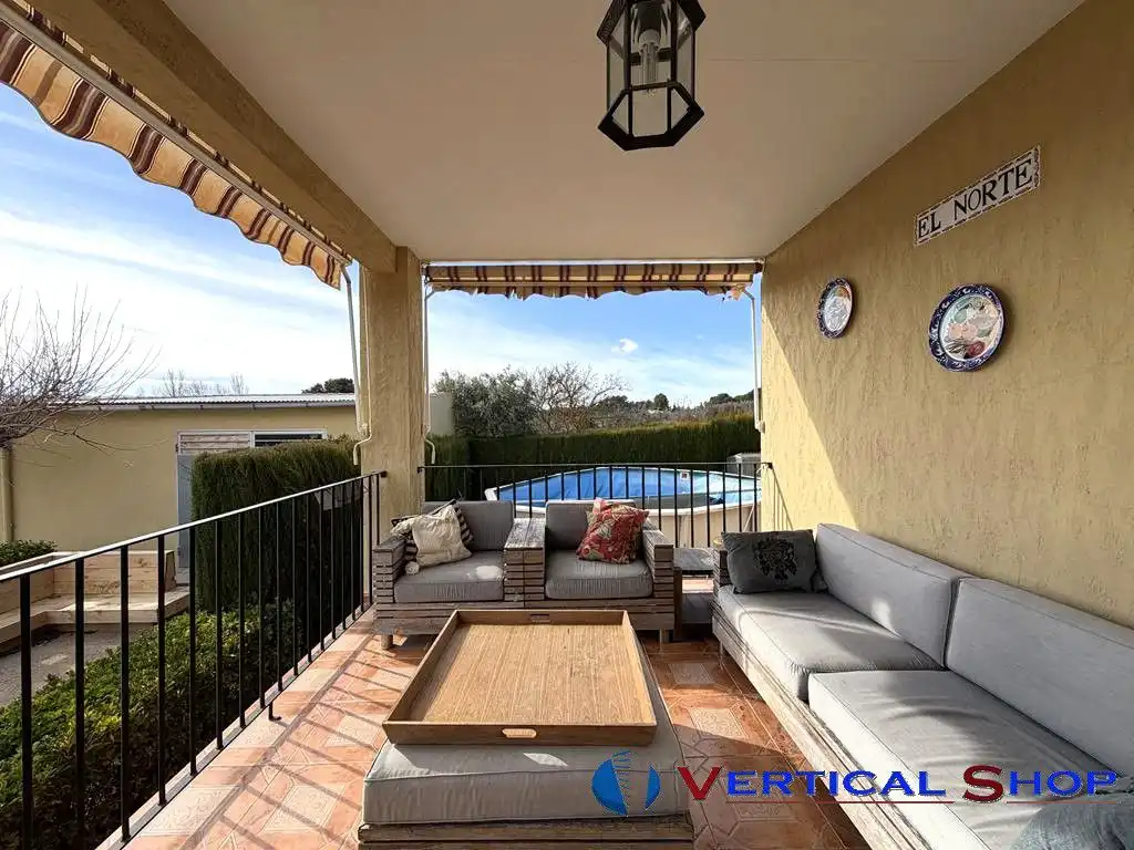 Terrassa de Casa o xalet en venda en Caudete amb Aire condicionat