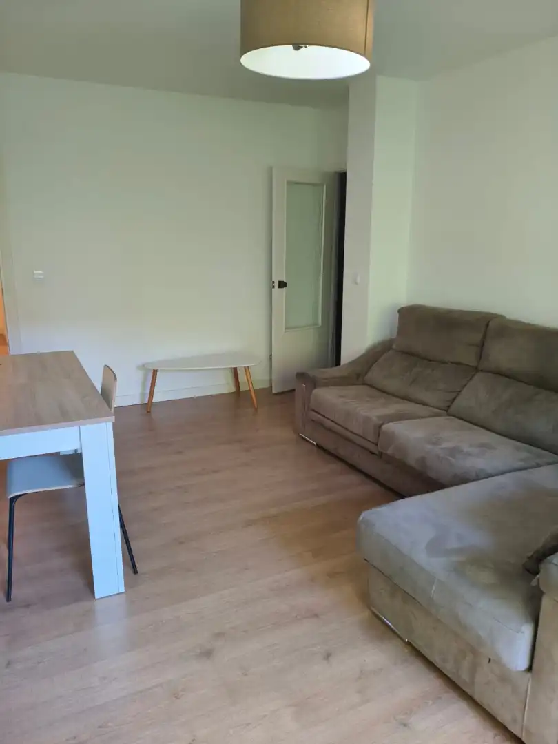 Living room of Flat for sale in Alcalá de Henares  with Heating, Terrace and Furnished