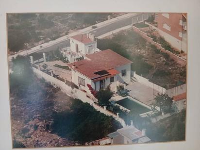 Exterior view of House or chalet for sale in Vilanova i la Geltrú  with Air Conditioner, Heating and Private garden