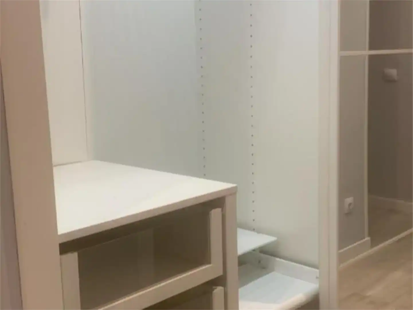 Wohnung zur Miete in  Madrid Capital mit Klimaanlage, Schwimmbad und Balkon