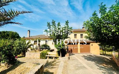 Exterior view of House or chalet for sale in Uceda  with Air Conditioner, Heating and Private garden