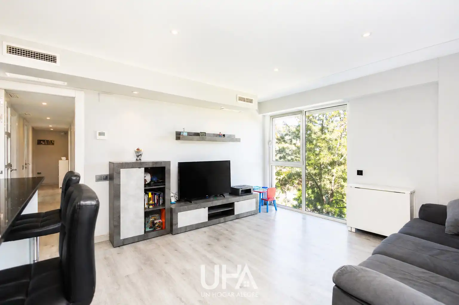 Sala de estar de Piso en venta en Gavà con Aire acondicionado, Calefacción y Parquet