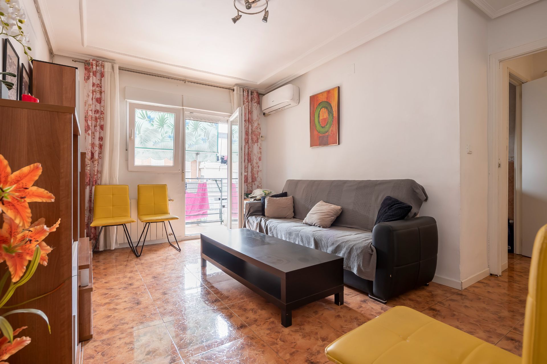 Living room of Flat for sale in Fuenlabrada  with Air Conditioner, Heating and Terrace