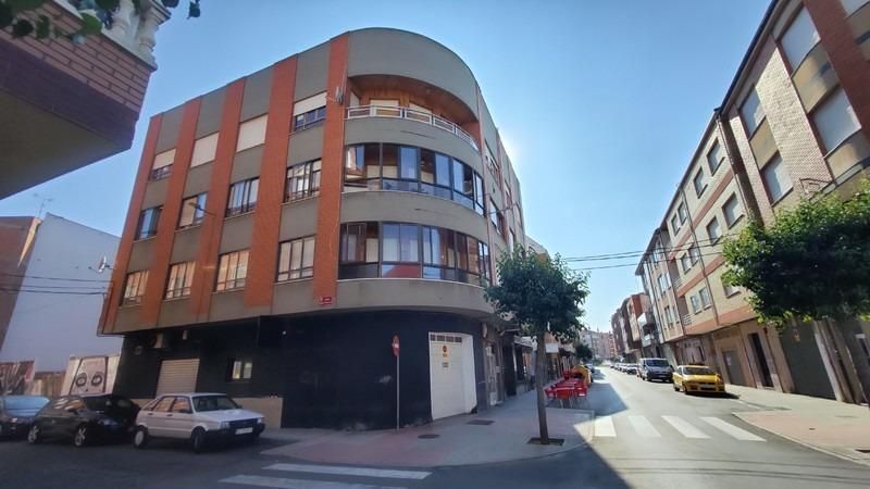 Exterior view of Flat for sale in La Bañeza   with Heating and Terrace