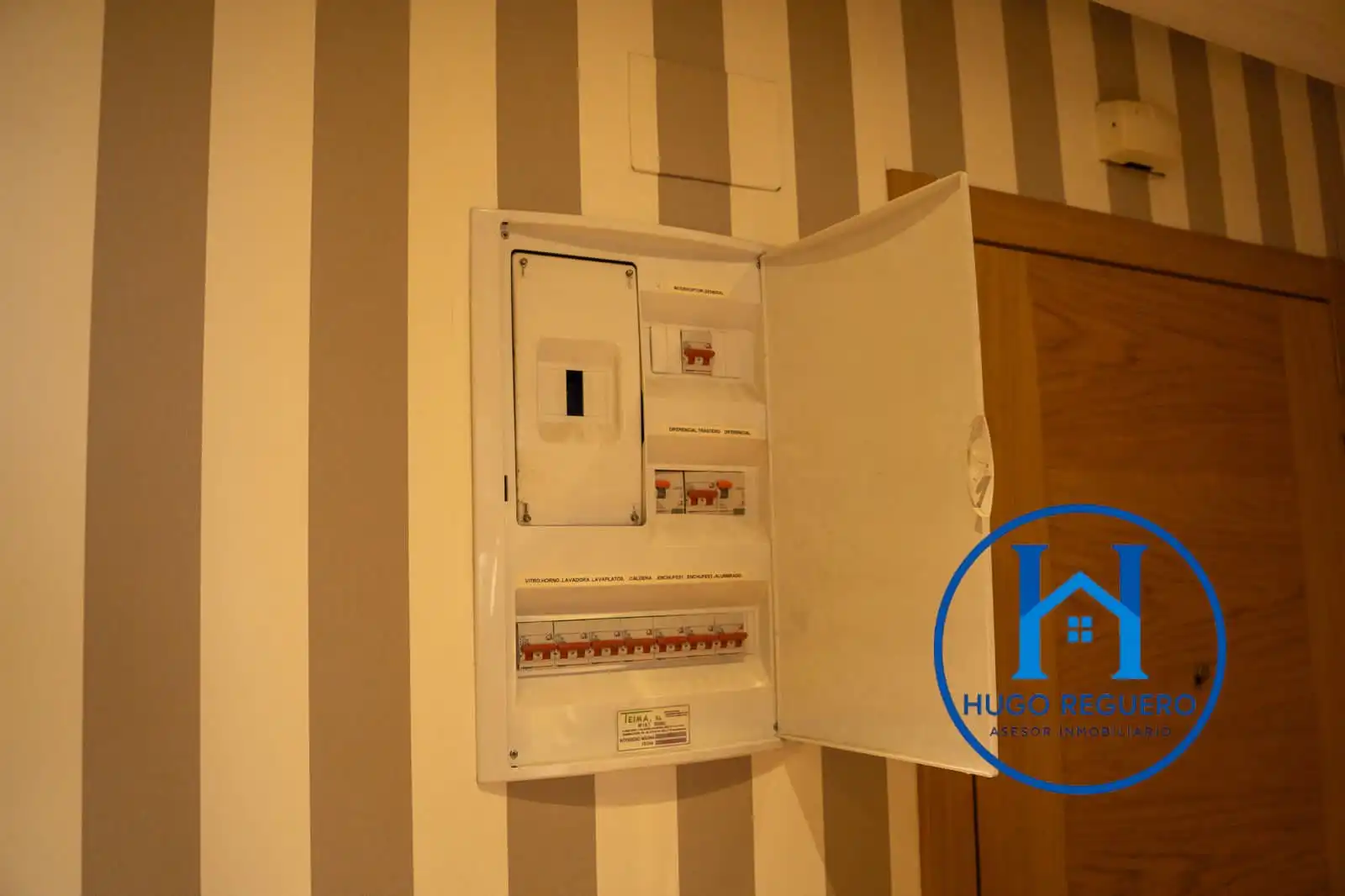 Appartamento con ascensore in vendita a Calle Fernando Morán 20, imagen 23