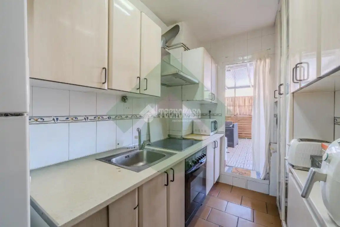 Cocina de Piso en venta en Madrid con Calefacción y Terraza