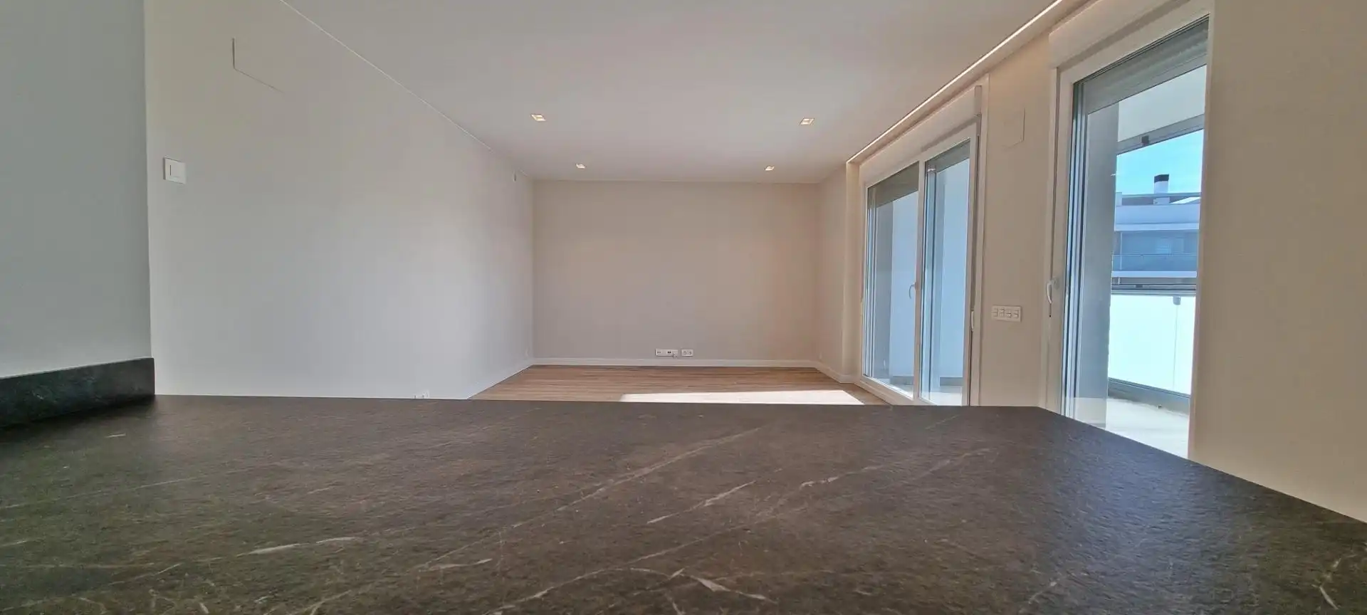 Sala de estar de Piso en venta en Cuarte de Huerva con Aire acondicionado, Calefacción y Jardín privado