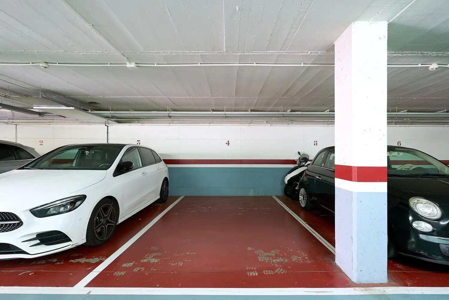 Parking of Flat for sale in Sitges  with Air Conditioner, Heating and Private garden