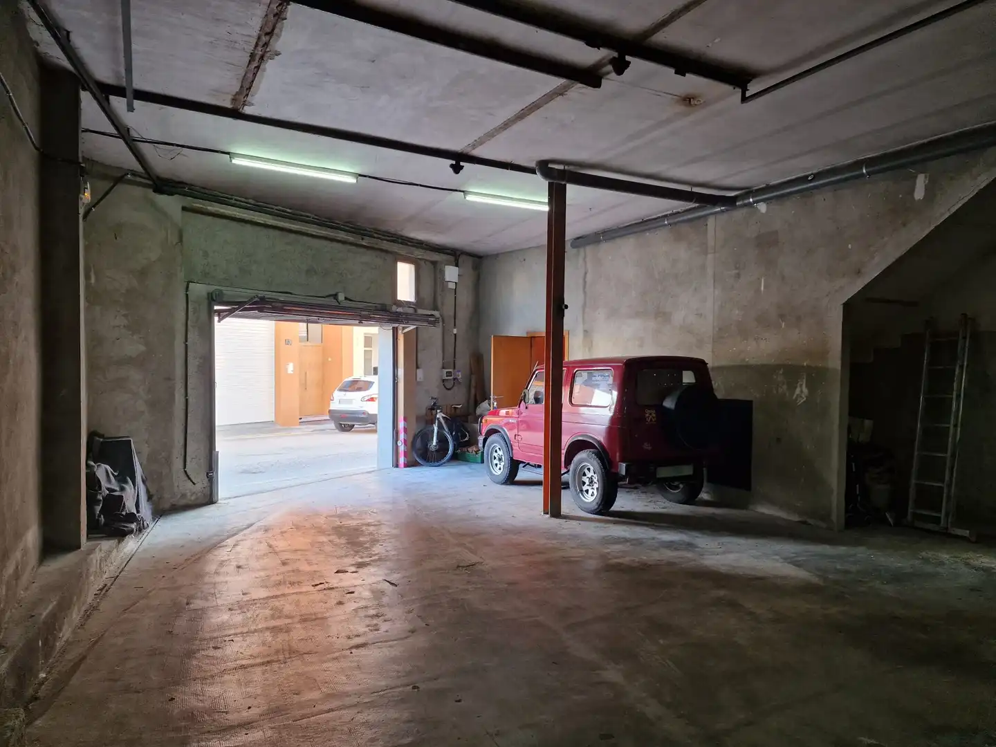 Parking de Finca rústica en venta en Cassà de la Selva con Aire acondicionado, Calefacción y Terraza