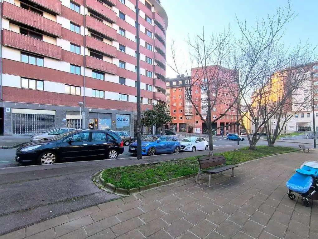 Local comercial de lloguer a Jardines Gernika, imagen 15