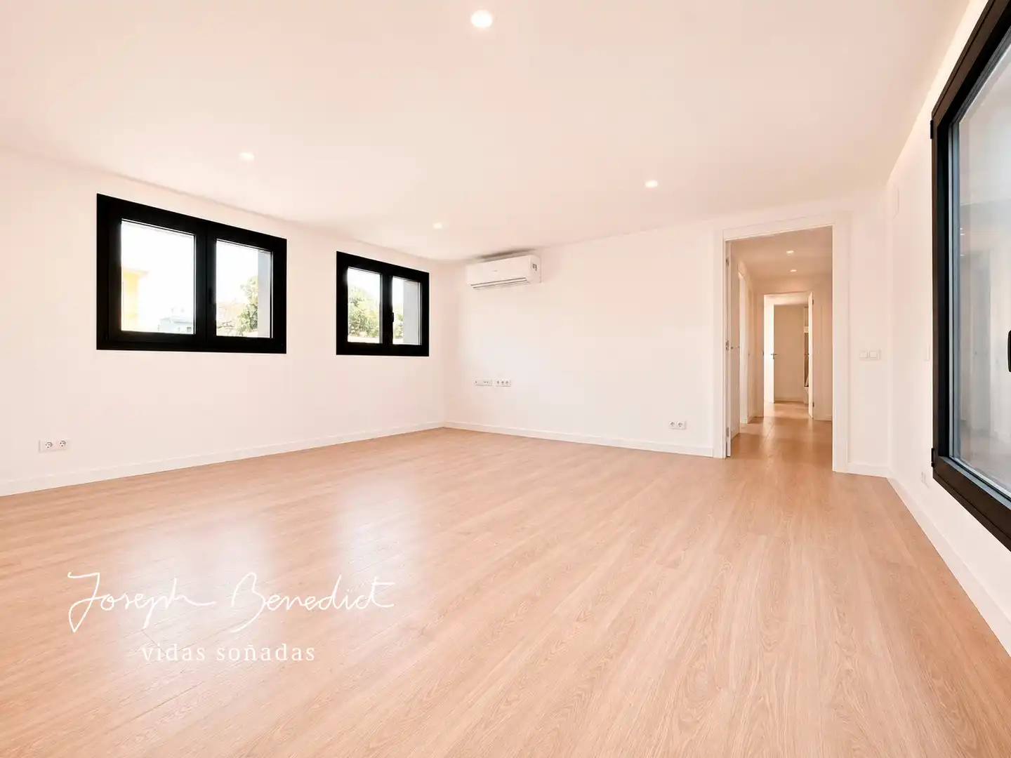 Bedroom of Flat for sale in Gavà  with Air Conditioner, Heating and Parquet flooring