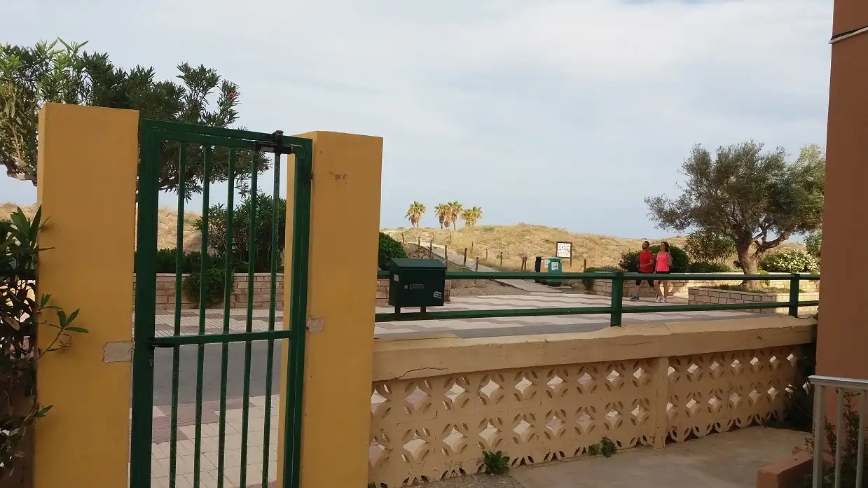 Vista exterior de Apartamento de alquiler en Canet d'En Berenguer, Valencia