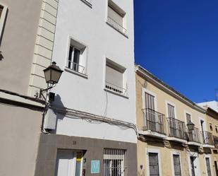 Vista exterior de Edifici en venda en Badajoz Capital