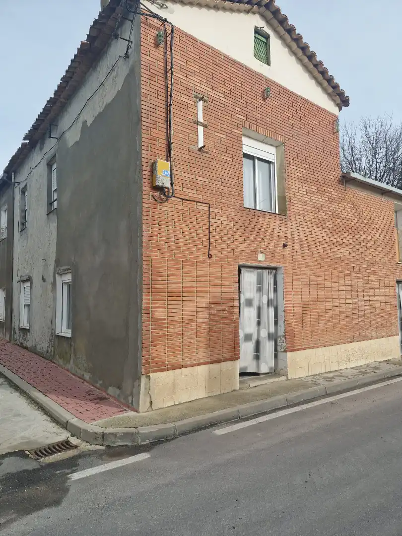Casa o xalet en venda a Calle Iglesia, Castrillo-Tejeriego