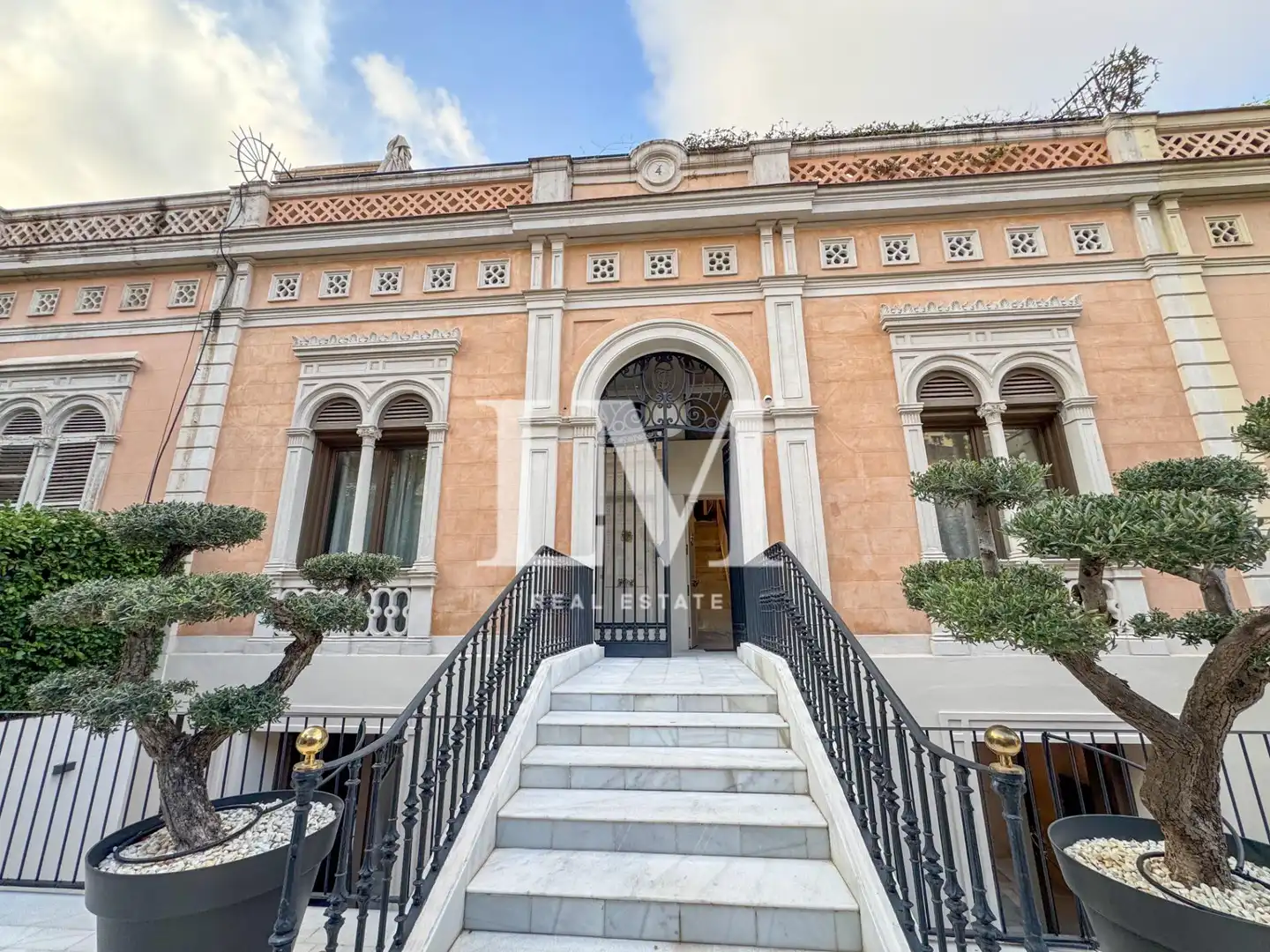 Vista exterior de Casa adosada de alquiler en Barcelona con Aire acondicionado, Jardín privado y Terraza
