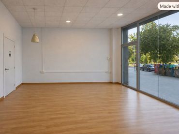 Local comercial en venda a Avinguda del Mestre Montaner