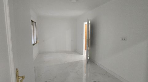 Foto 5 de Apartament en venda a De Alcoy, Campoamor, Alicante / Alacant