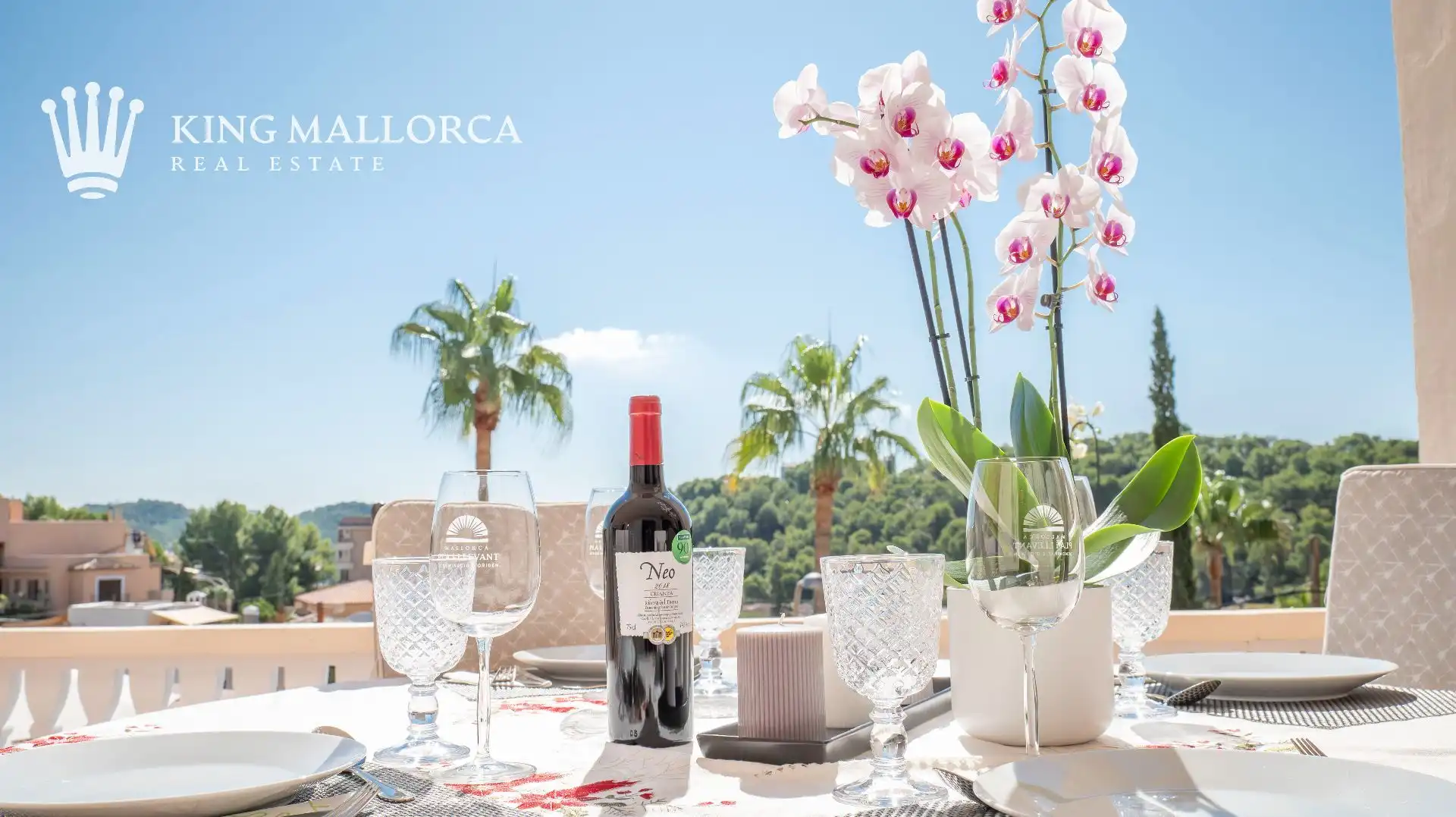 Terrasse von Einfamilien-Reihenhaus zum Verkauf in Calvià mit Klimaanlage, Heizung und Privatgarten