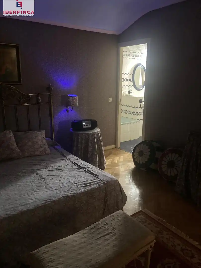 Dormitori de Casa o xalet en venda en Tordesillas amb Jardí privat i Piscina comunitària