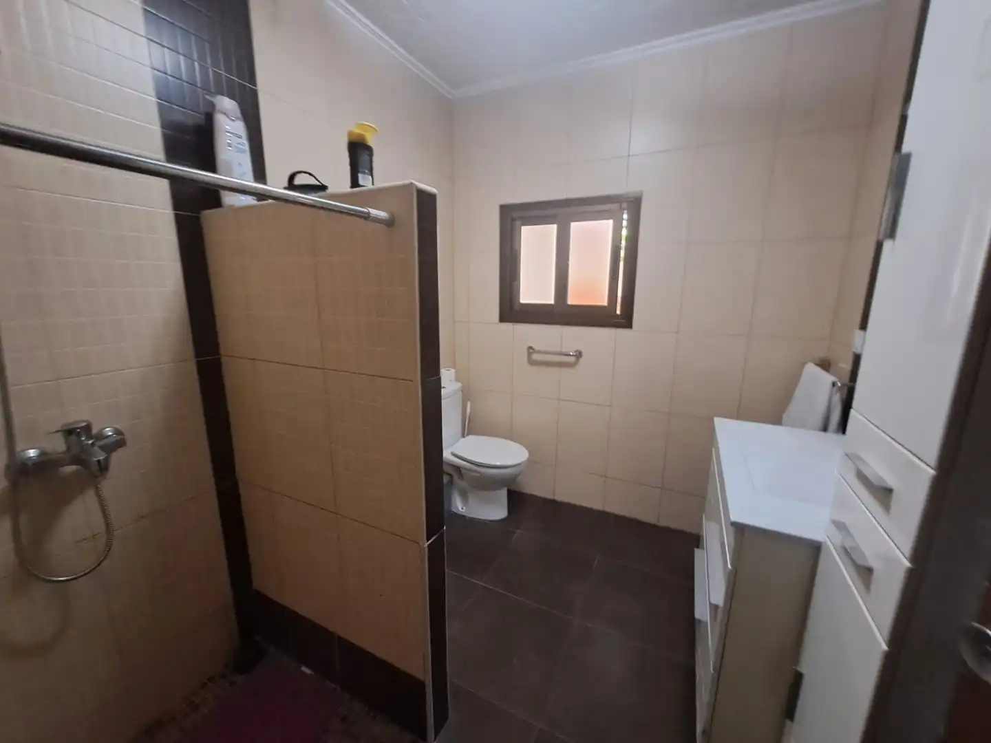 Bany de Casa o xalet en venda en Puertollano amb Calefacció, Terrassa i Traster