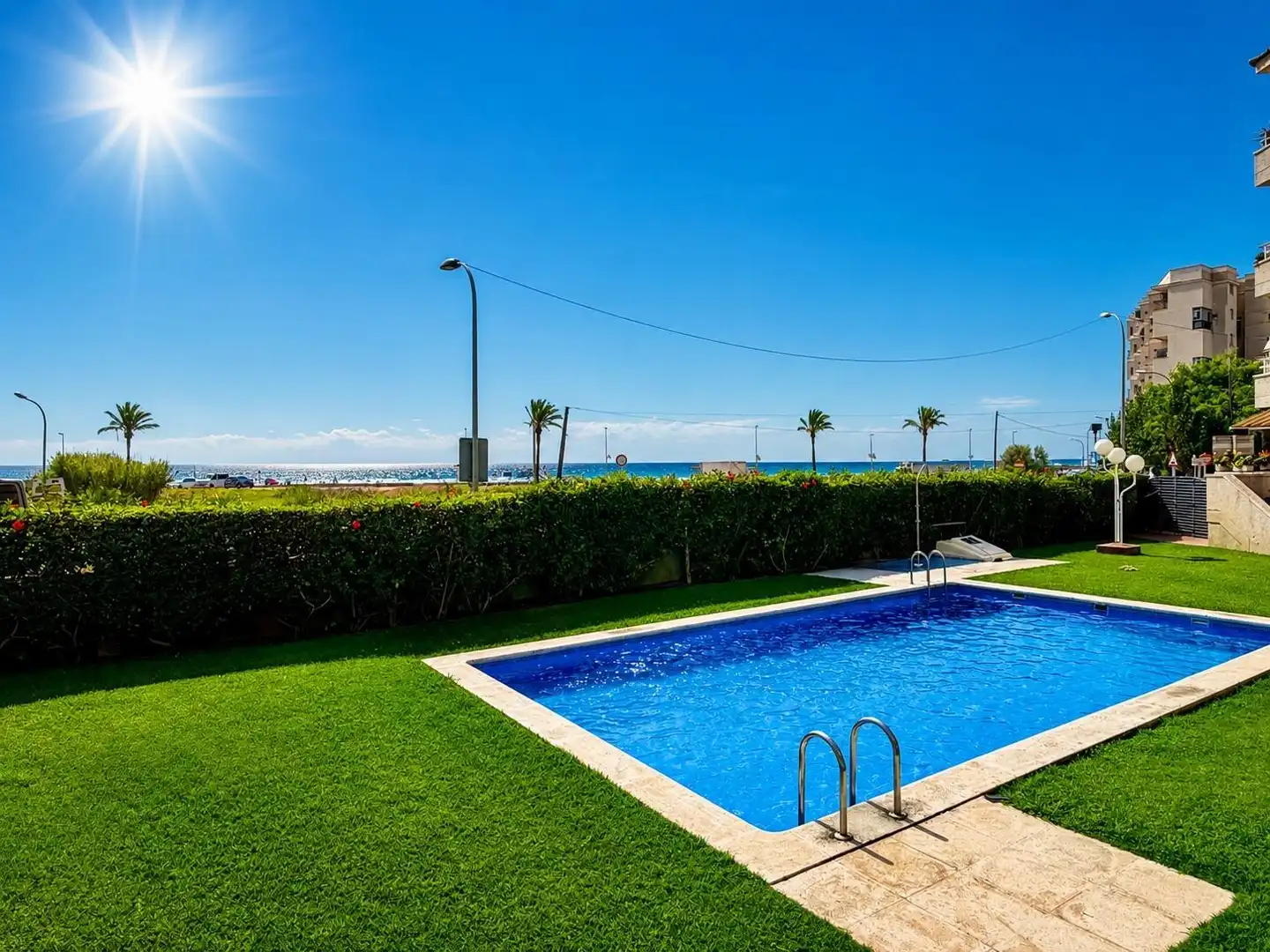 Piscina de Planta baixa en venda en Cunit amb Piscina comunitària
