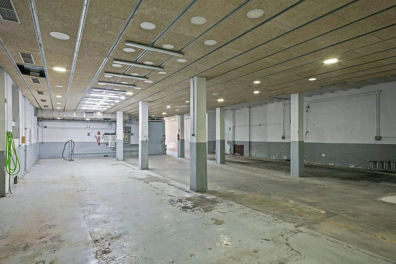 Nau industrial de lloguer en Barcelona