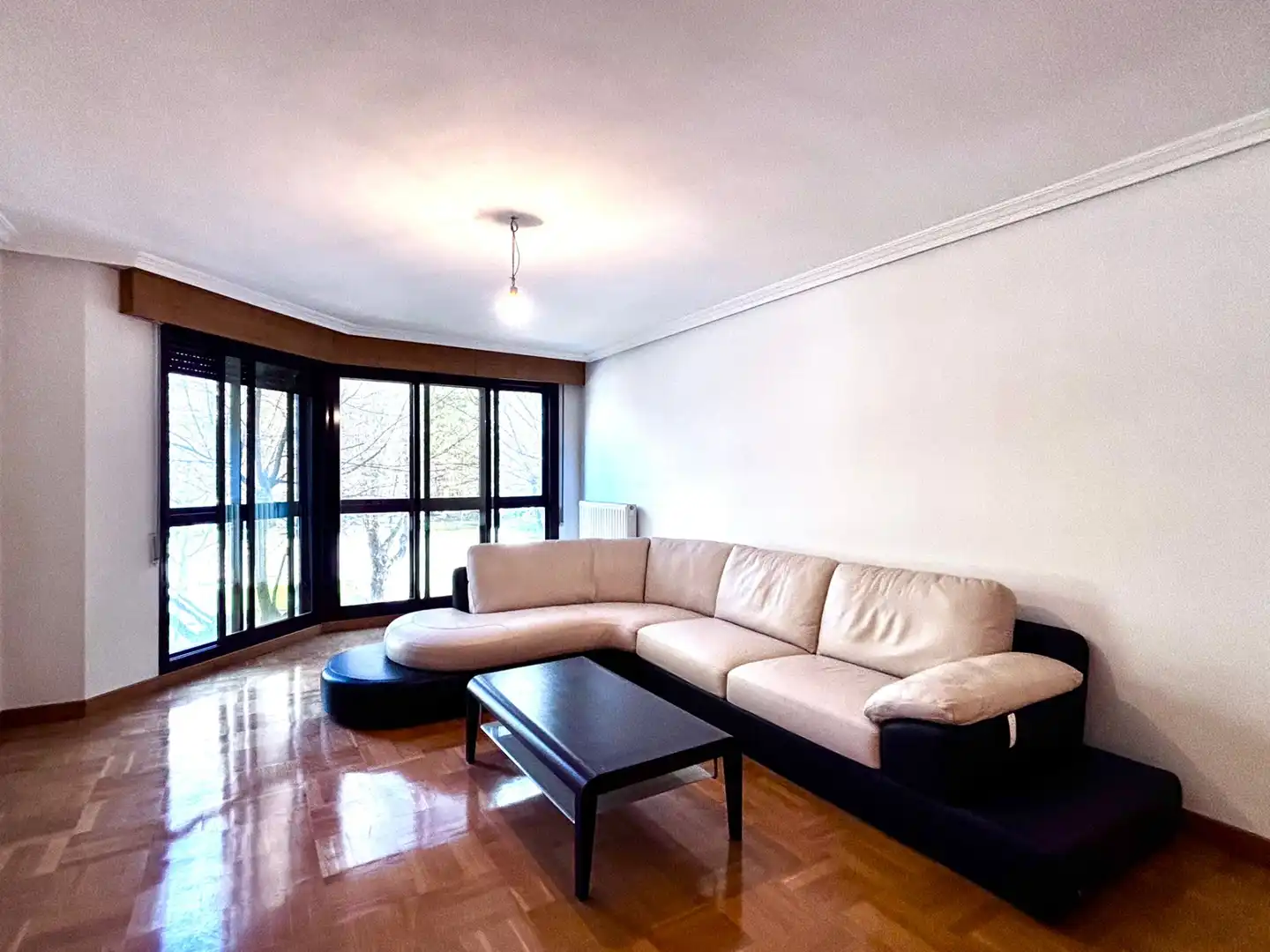 Living room of Flat for sale in Burgos Capital  with Heating and Storage room