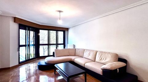 Photo 2 of Flat for sale in Calle Federico Martínez Varea, Los Vadillos - R. Sanitaria - Pozanos, Burgos Capital