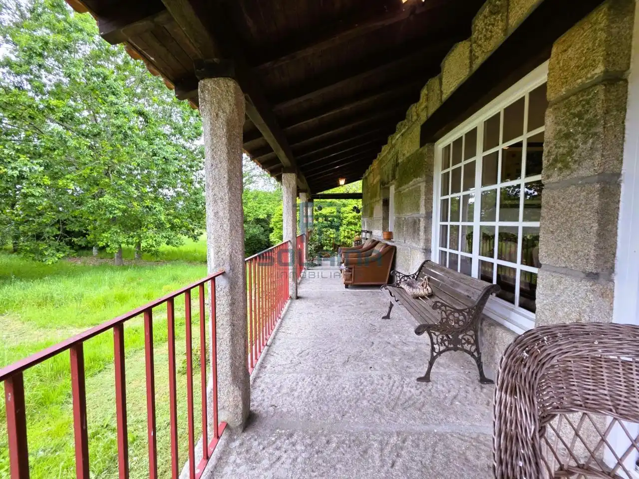 Terrassa de Casa o xalet en venda en Ourense Capital  amb Calefacció i Jardí privat