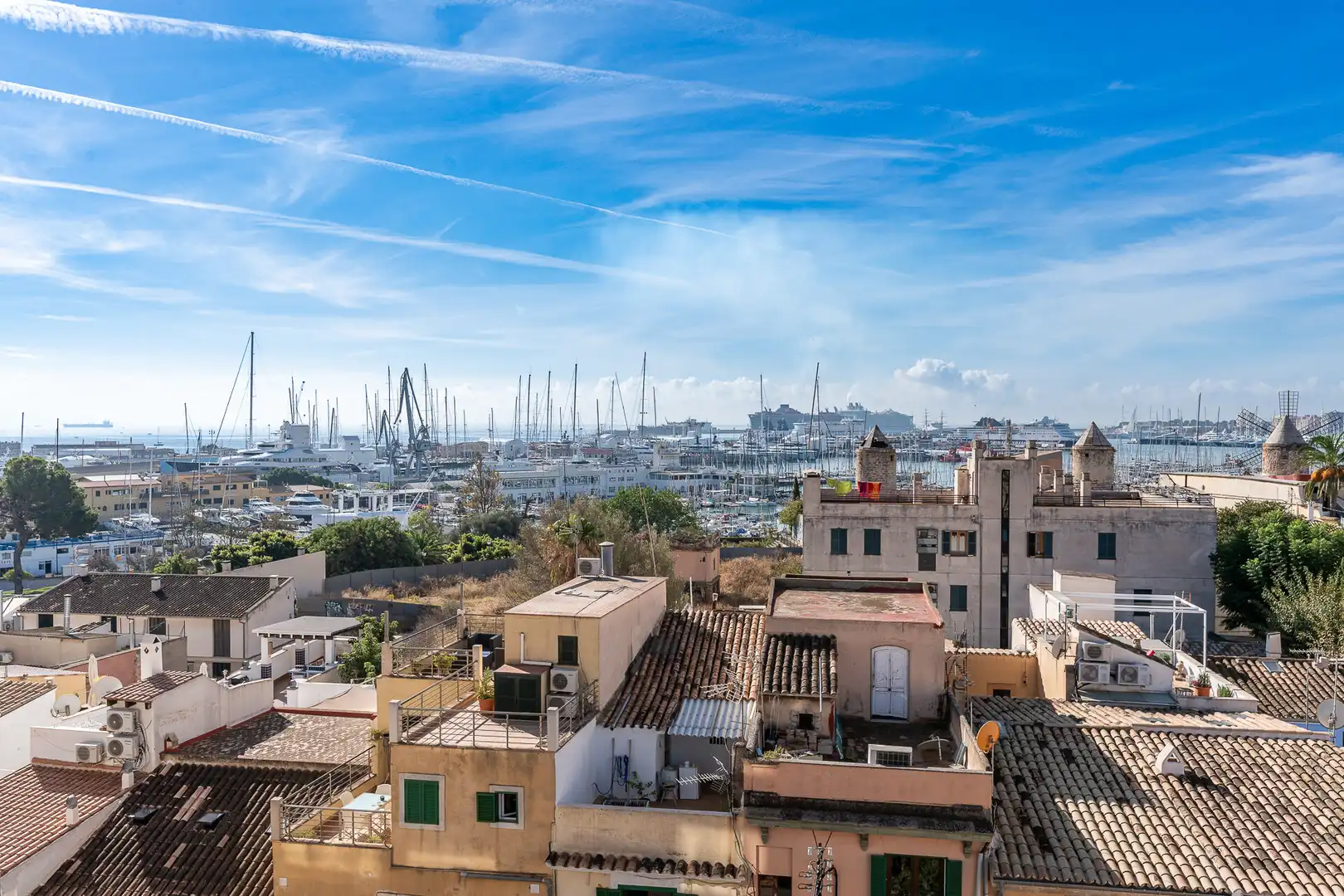 Vista exterior de Pis en venda en  Palma de Mallorca amb Moblat i Balcó