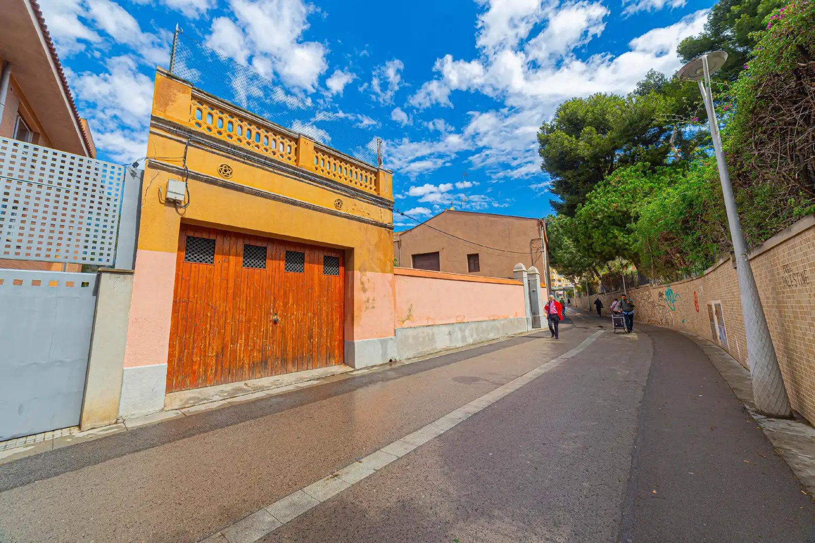 Exterior view of Houses for sale in Sant Feliu de Llobregat  with Heating, Private garden and Balcony