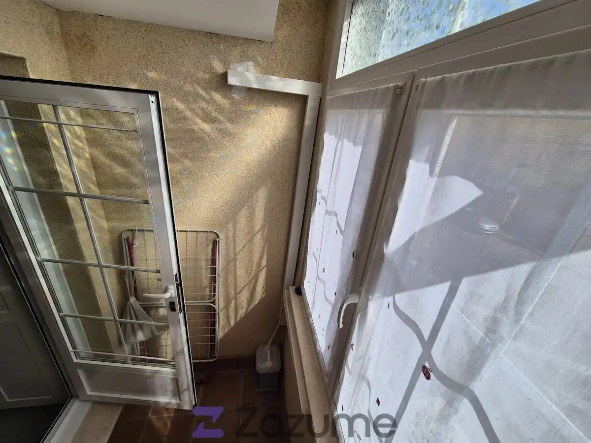 Balcony of Flat for rent in Recas  with Air Conditioner, Heating and Terrace