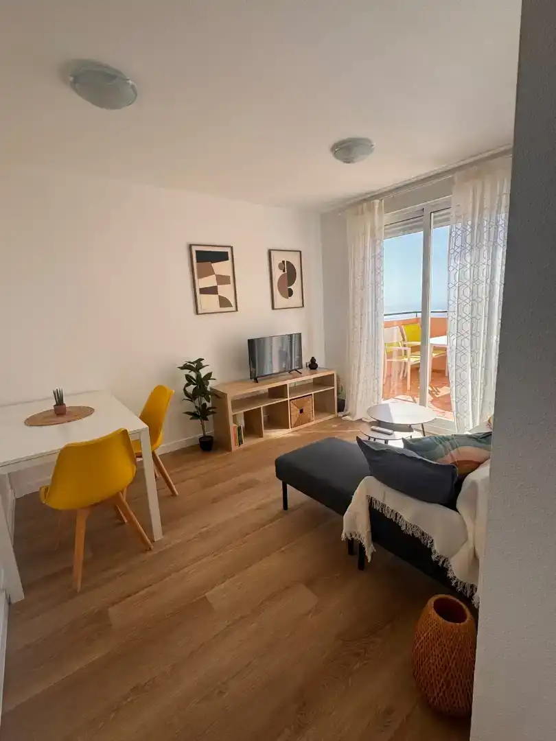 Wohnzimmer von Wohnung zur Miete in Vícar mit Klimaanlage