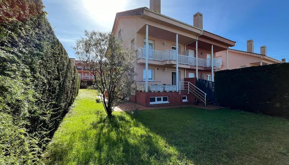 Foto 1 de Casa adosada en venta en  Bahia Pedreña, Marina de Cudeyo, Cantabria