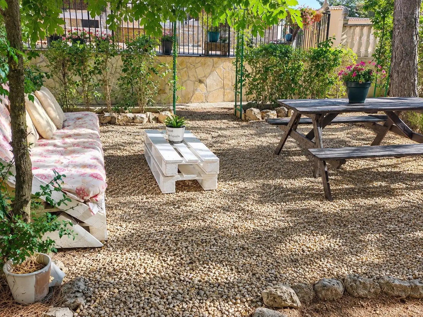 Terrassa de Finca rústica en venda en La Almarcha  amb Calefacció, Jardí privat i Piscina