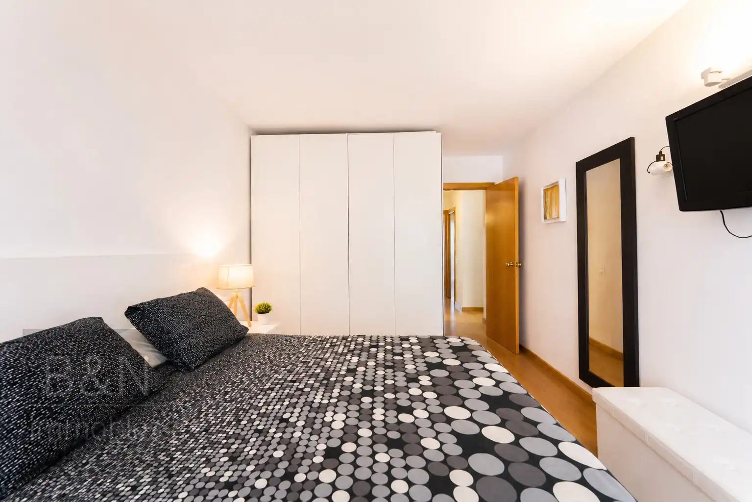 Schlafzimmer von Wohnung zum Verkauf in Terrassa mit Klimaanlage, Heizung und Balkon