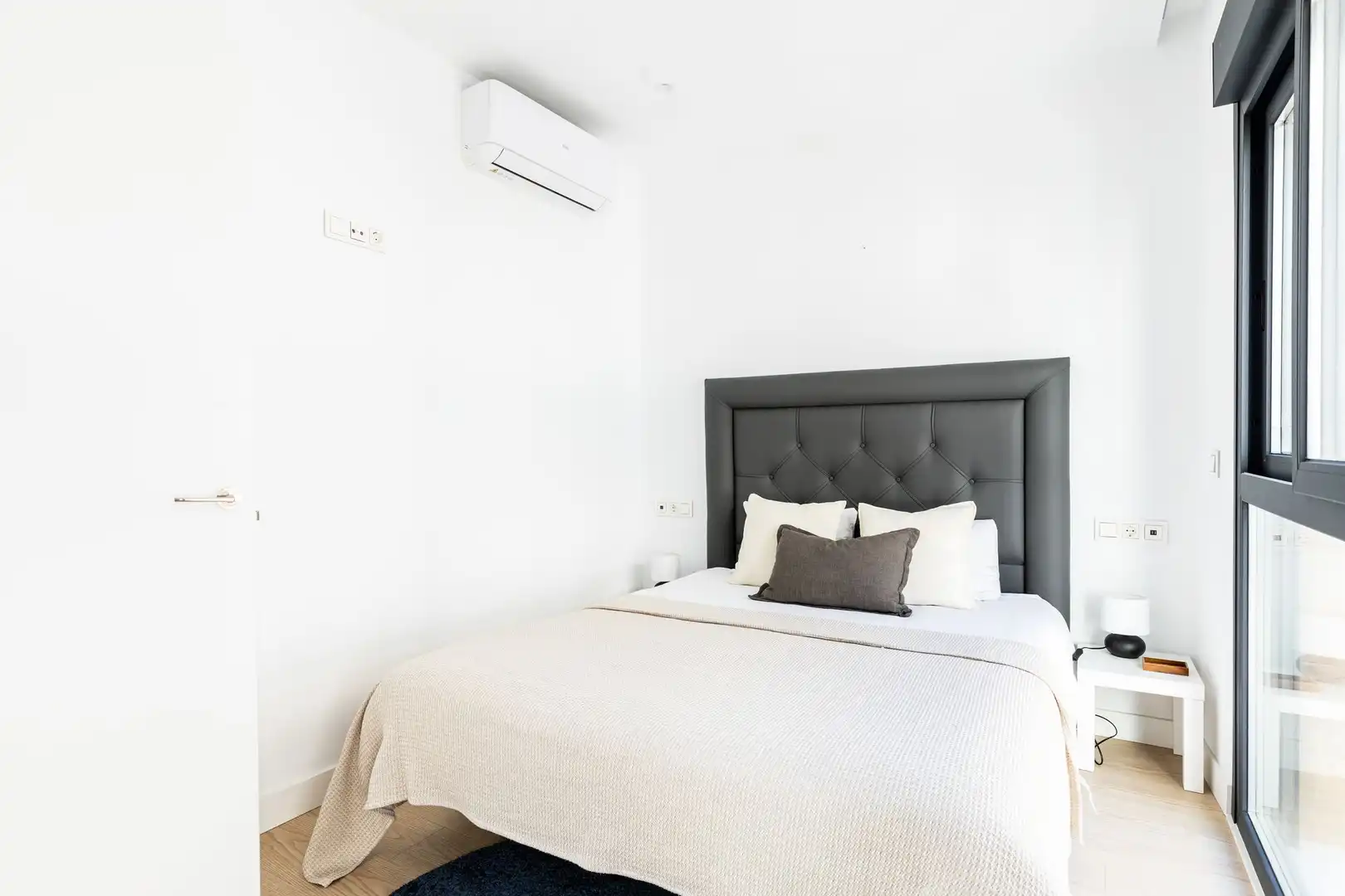 Bedroom of Detached homes for sale in Málaga  with Terrace