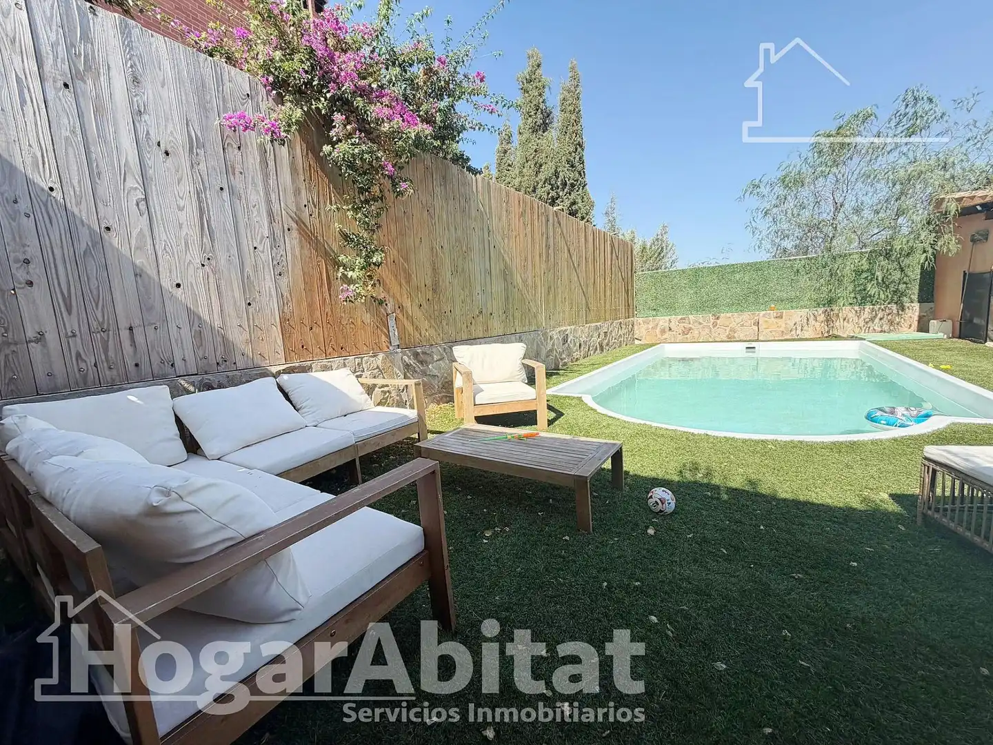 Garden of Houses for sale in Moncada  with Air Conditioner, Heating and Private garden