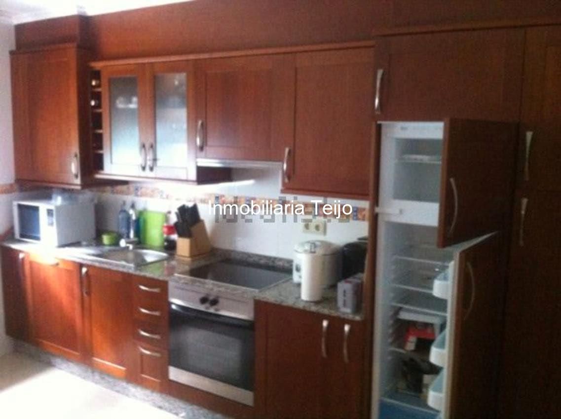Cocina de Dúplex en venta en Ferrol con Calefacción y Trastero