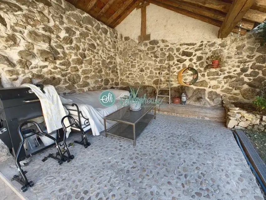 Terrassa de Casa o xalet en venda en Espirdo amb Calefacció
