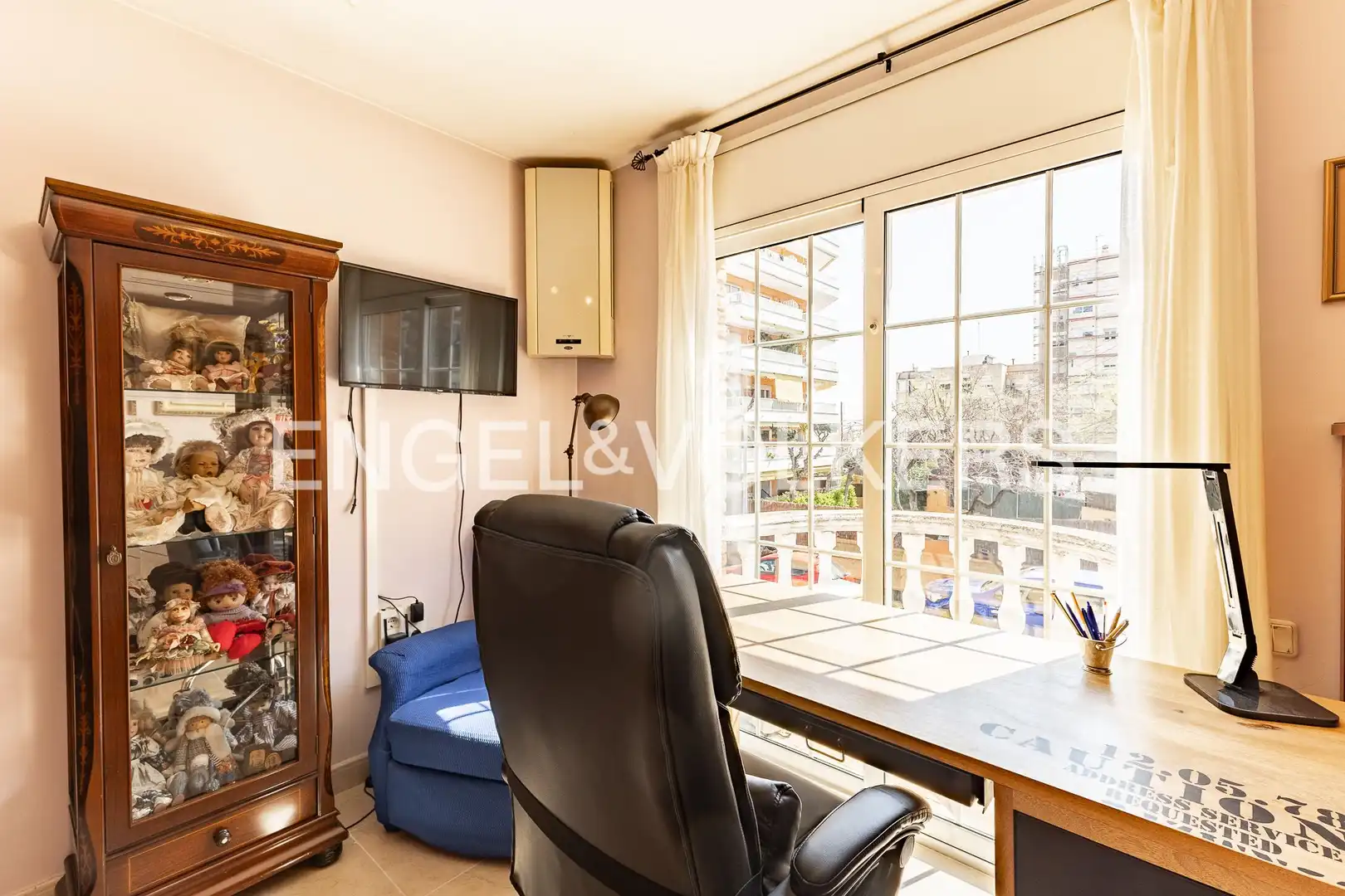 Sala d'estar de Casa o xalet en venda en Vilassar de Mar amb Aire condicionat, Calefacció i Parquet